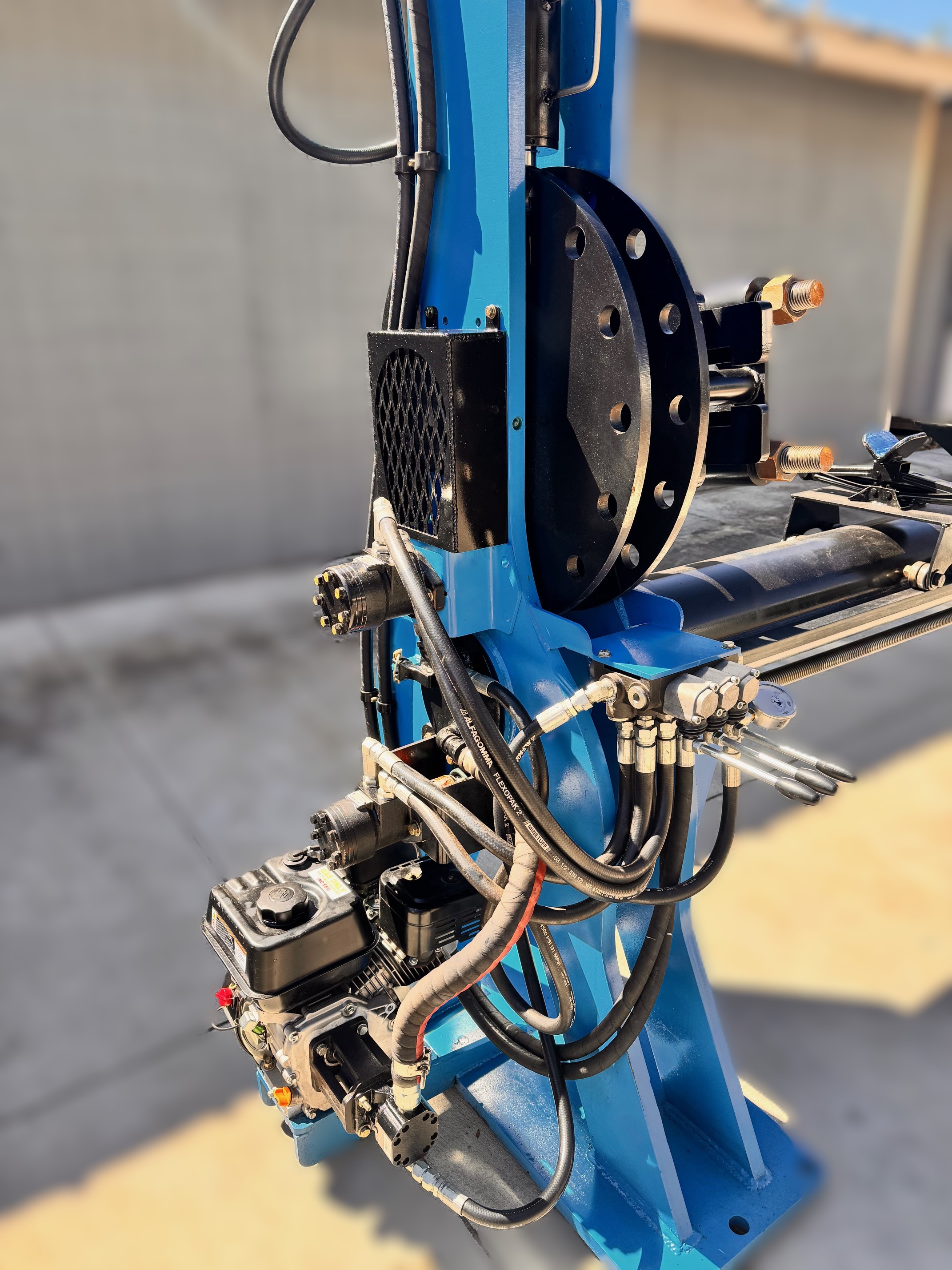 Mobile Machine Source Mobile Machine Source NA - Industrial Tools & Machines